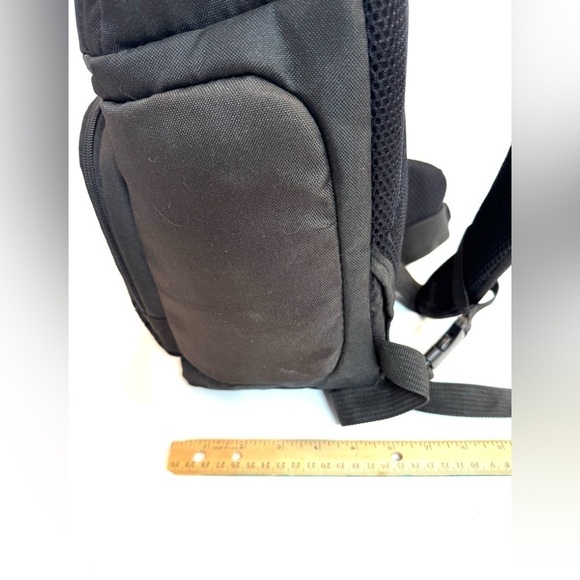 Xit XTBPS Black Deluxe Digital Camera & Video Sling Style Padded Shoulder Bag - Picture 3 of 9